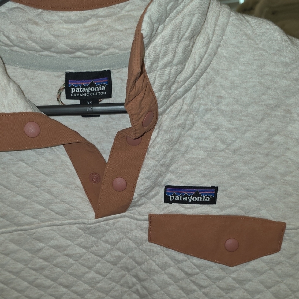 Patagonia Quilted Pullover in Cream - Picture 4 of 4